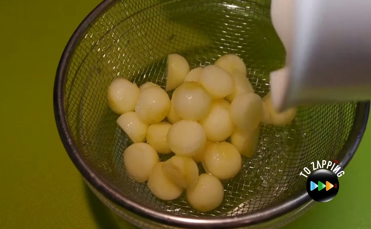 Cómo hacer muñeco de fresa con manzana