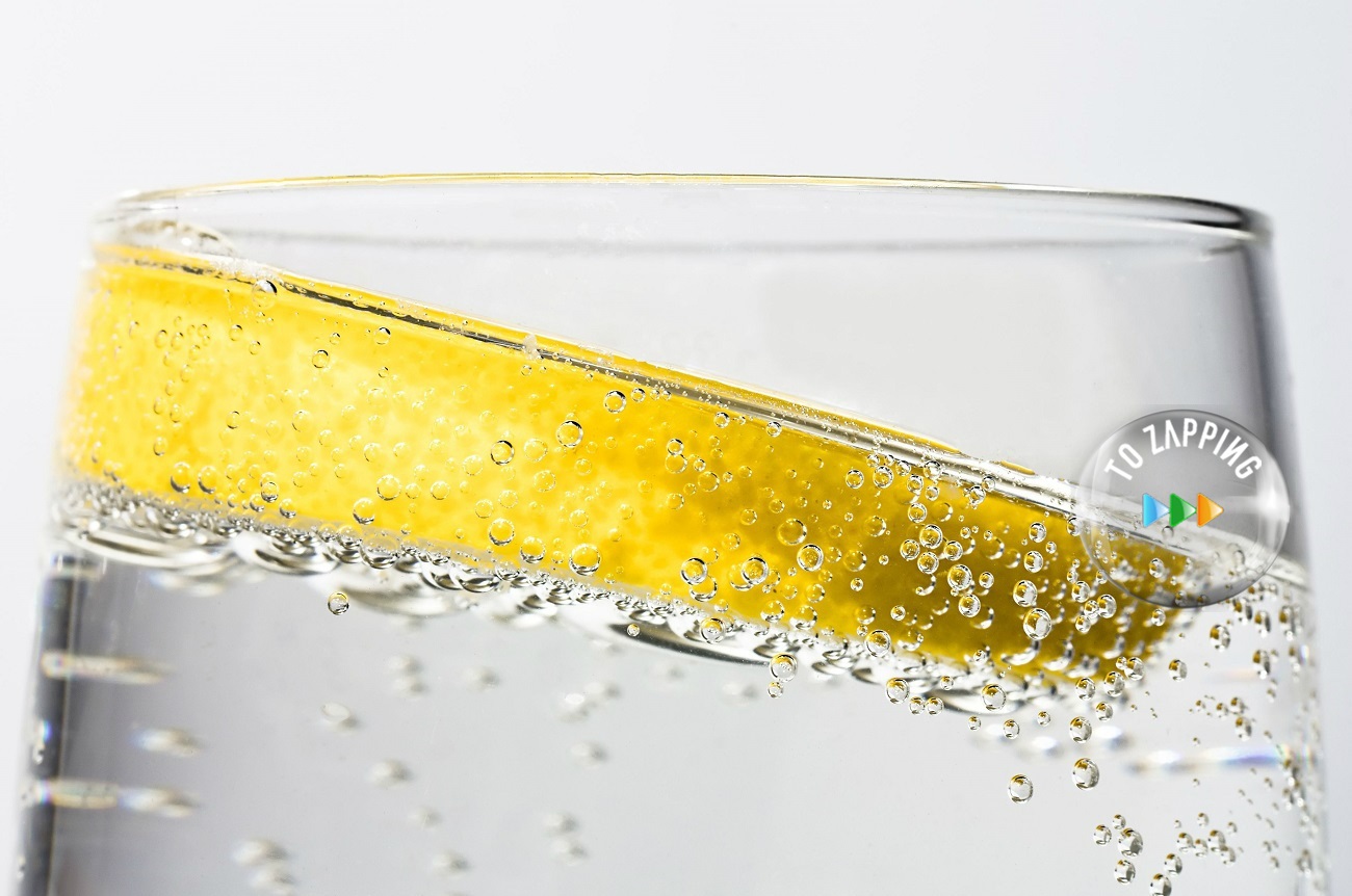 Los Beneficios De Beber Agua Tíbia Con Limón En Ayunas